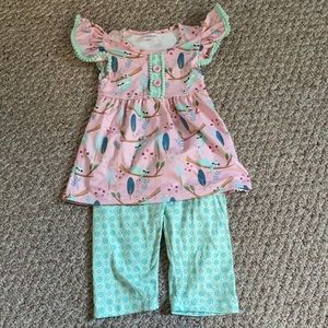 Like new boutique outfit.